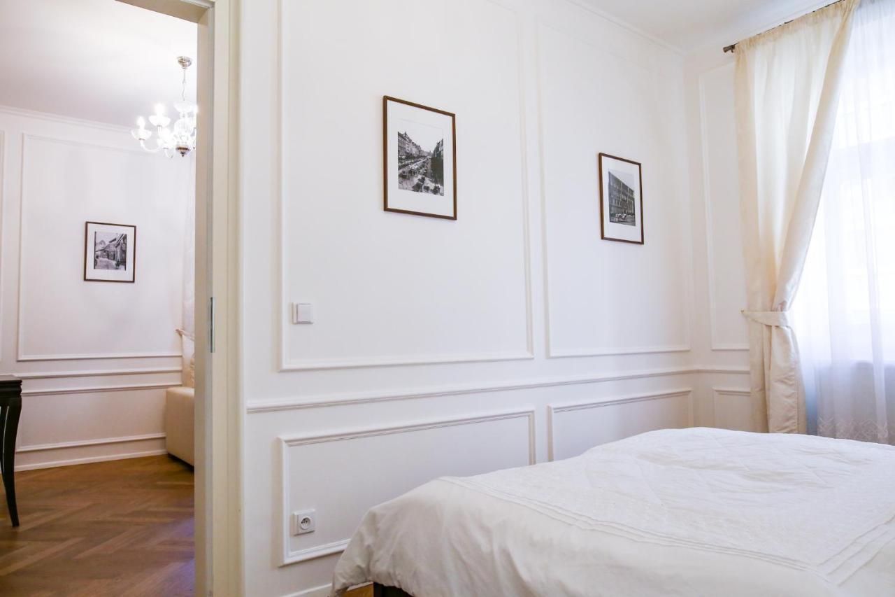 White & Gray Apartments ปราก ภายนอก รูปภาพ